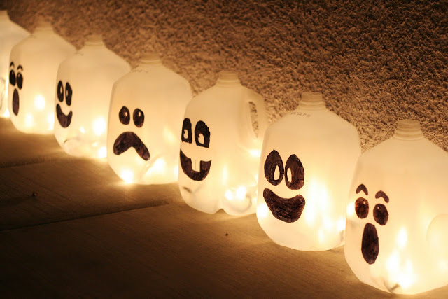 Halloween Milk Jug Lanterns
