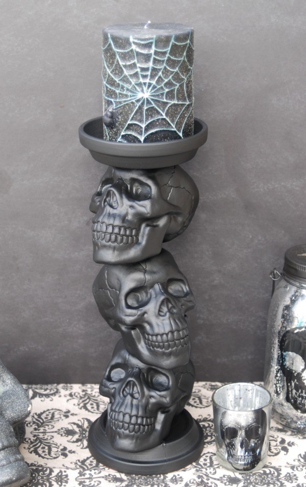 skull candle holder