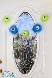 Furry Monster Eyeball Halloween Garland