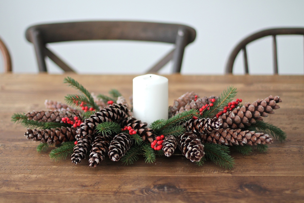 Pinecones and Berries Christmas Centerpiece