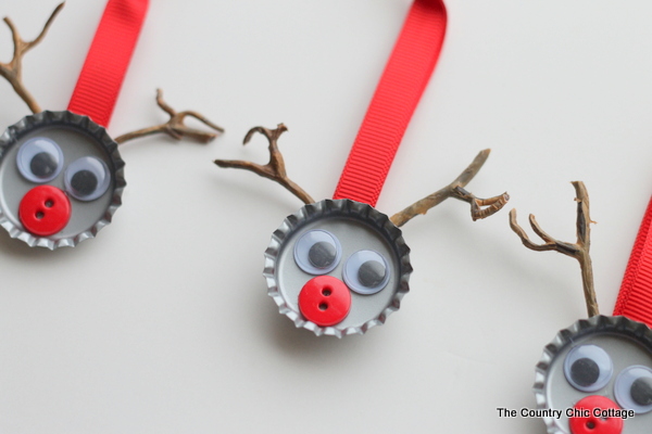 Bottle Cap Reindeer Ornaments