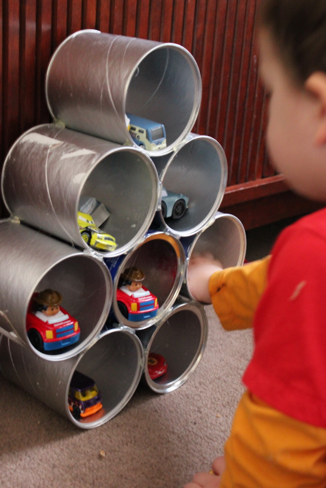 14 Ways To Organize With Tin Cans