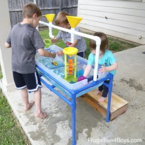 sand and water table