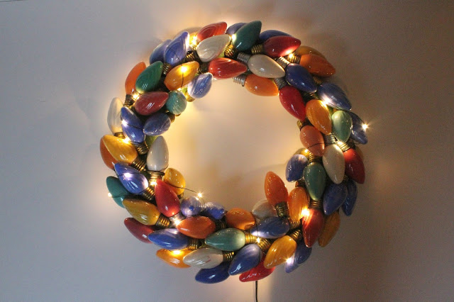 Vintage Christmas Lights Wreath