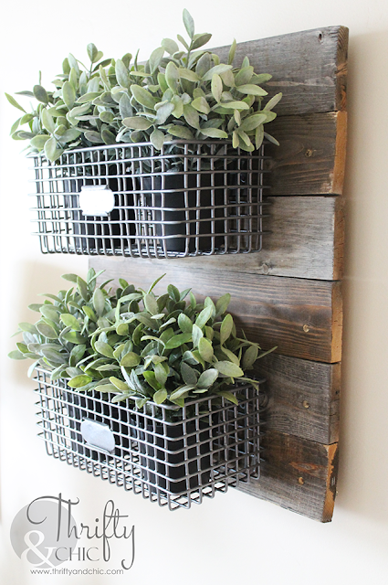 Farmhouse Hanging Wire Baskets