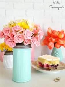Sugar & Cheese Shaker Flower Vases