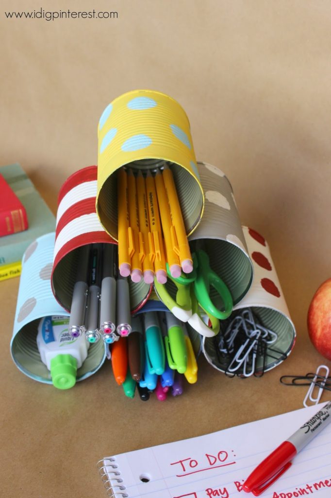 Turn tin cans into a desk organizer