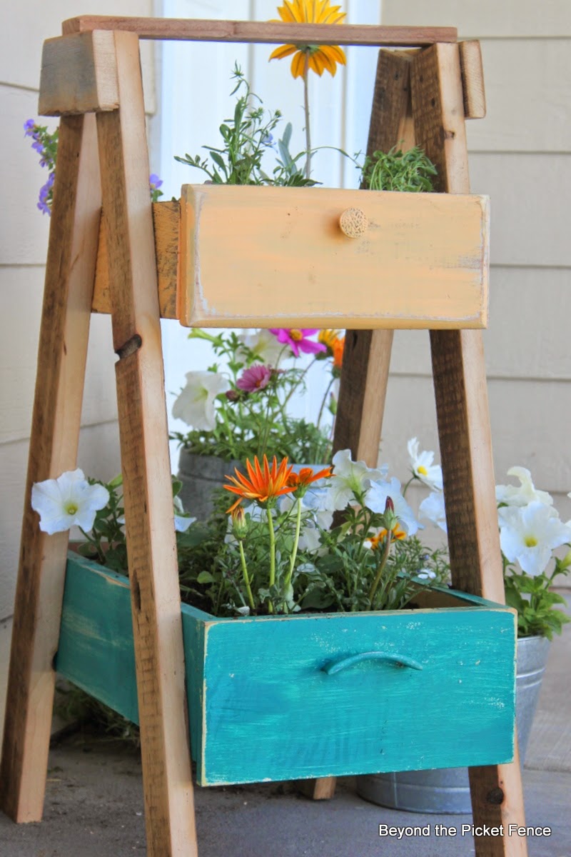 Upcycled drawer planter